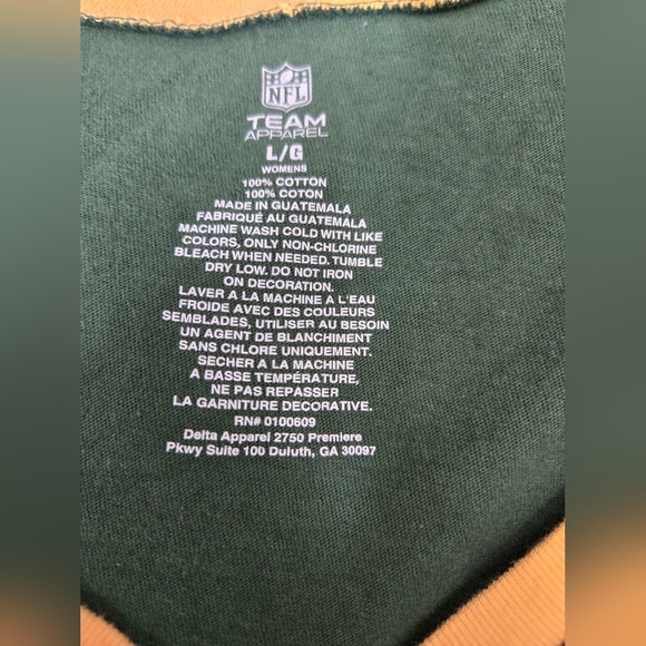 NFL Team Apparel GREEN BAY PACKERS V Neck Short Sleeve Shirt. Large - Picture 8 of 8